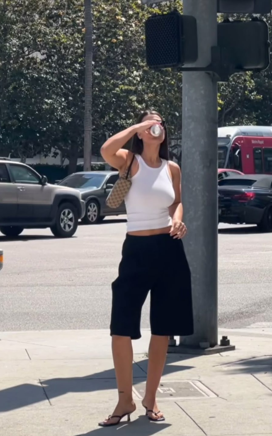 Relaxed modern womenswear